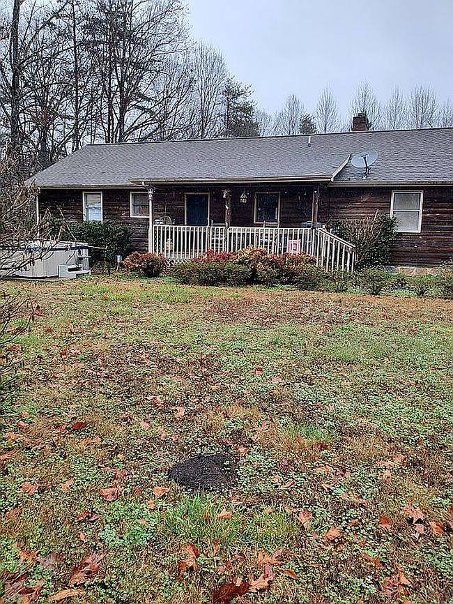 Additional photo 3 of property located at 288 Hill Farm Rd