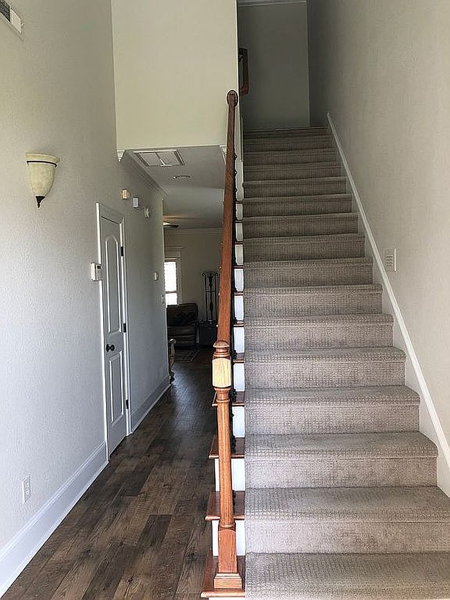 Image of 1700 Brook Hollow Dr #B