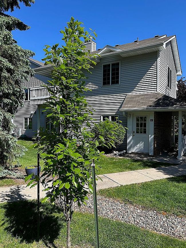 Additional photo 3 of property located at 3566 Blue Jay Way Apt 207