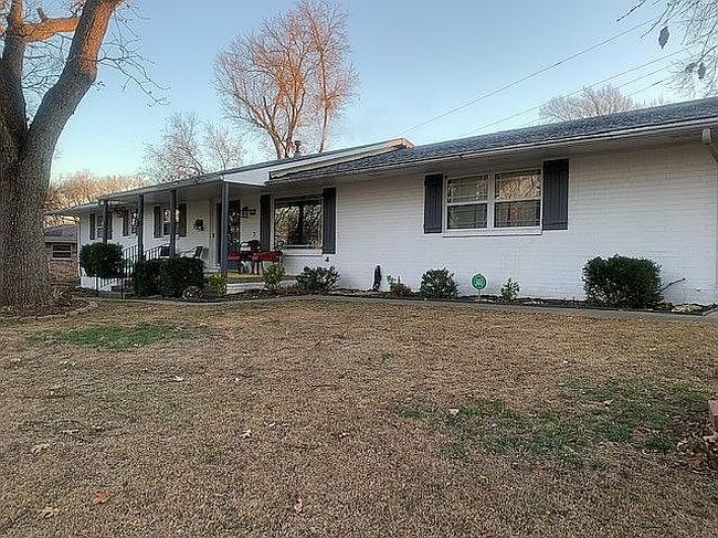 Image of 926 Sandstone Dr