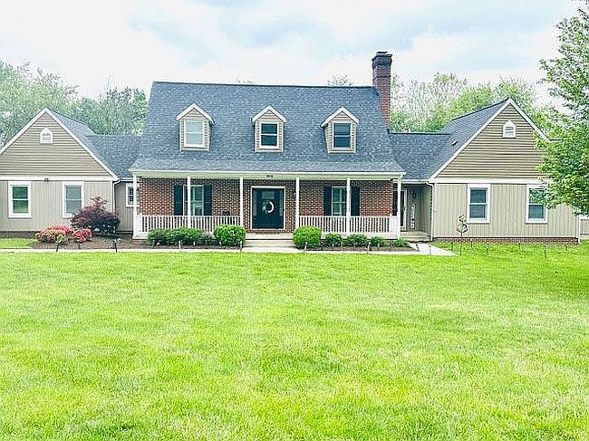 Additional photo 1 of property located at 5512 Camelot Ct