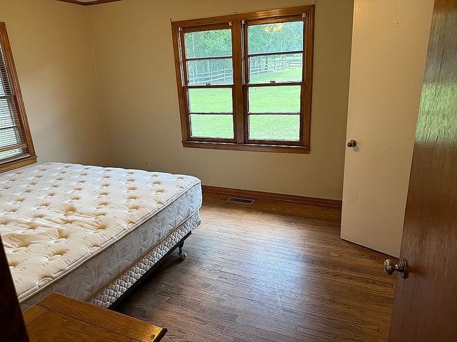 Photo of 1835 Heber Springs Rd N, Tumbling Shoals, AR