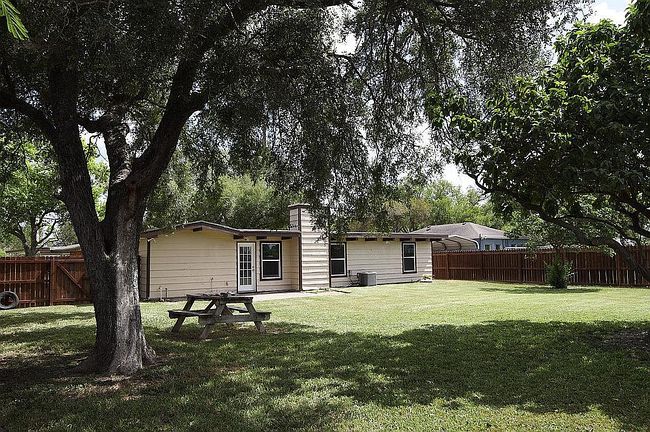 Additional photo 2 of property located at 616 Virginia Ave