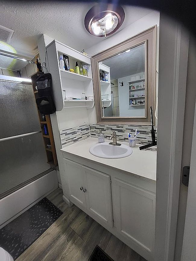Photo of 9001 S Cicero Ave Trailer 80, Oak Lawn, IL