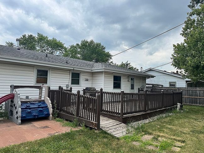 Image of 482 S Rivard St