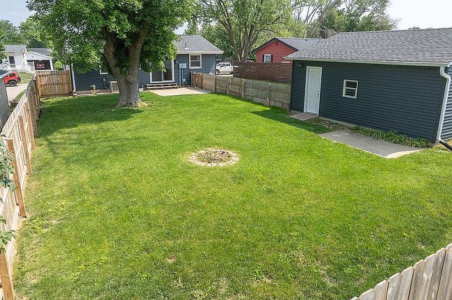 Image of 1145 W 10th Ave