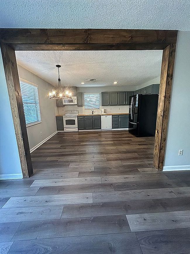 Photo of 801 Black Rock Cir, Knoxville, TN
