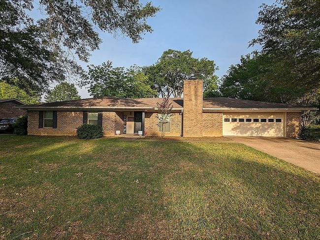 Photo of 1819 Laney Dr, Longview, TX