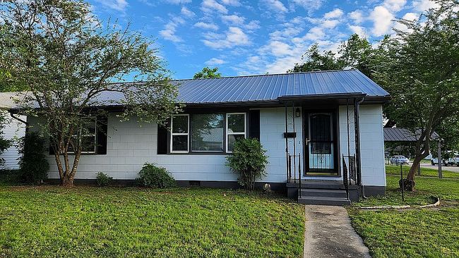 Image of 1300 E Seminole Ave