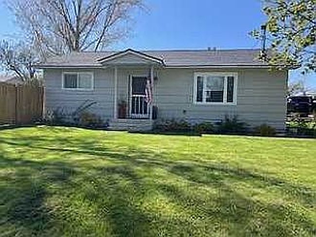 Photo of 902 S Idaho Ave, Grangeville, ID