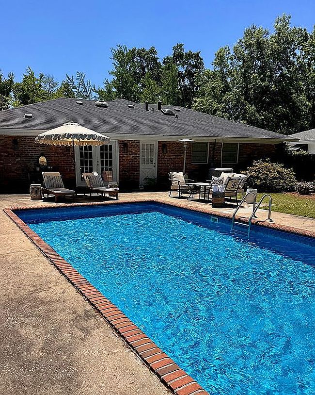 Image of 834 Cooper Ave