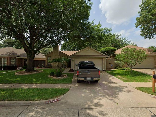 Photo of 3220 Laurel Oaks Ct