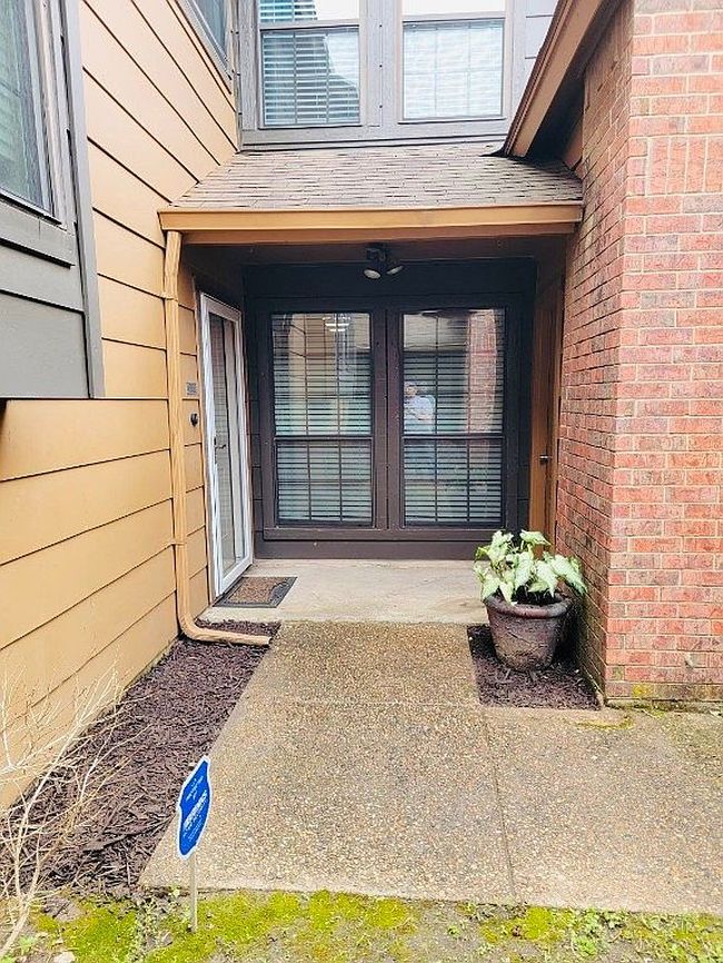 Preview of property located at 1902 Wilshire Dr