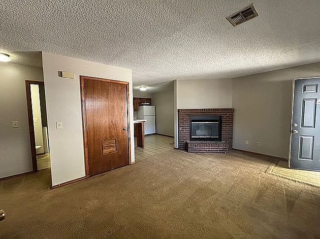 Photo of 506-508 E Monroe St, Pittsburg, KS