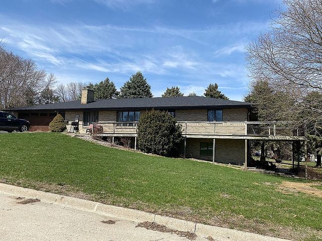 Image of 402 Zobel Ln