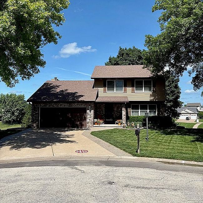 Photo of 208 Shawnee Ct, Park View, IA