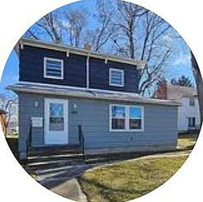Image of 400 N Main St
