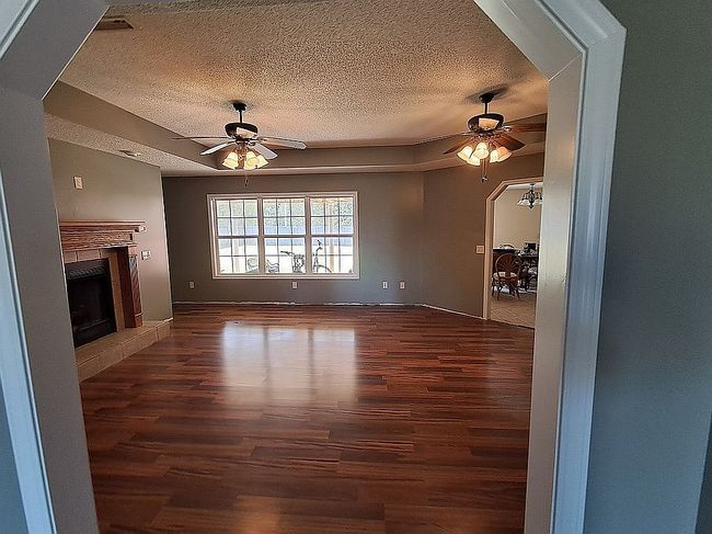 Image of 215 Sonya Dr