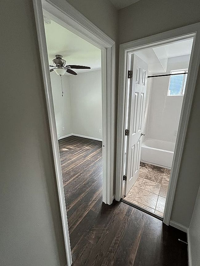 Photo of 217 Locust Ave, Colonial Beach, VA