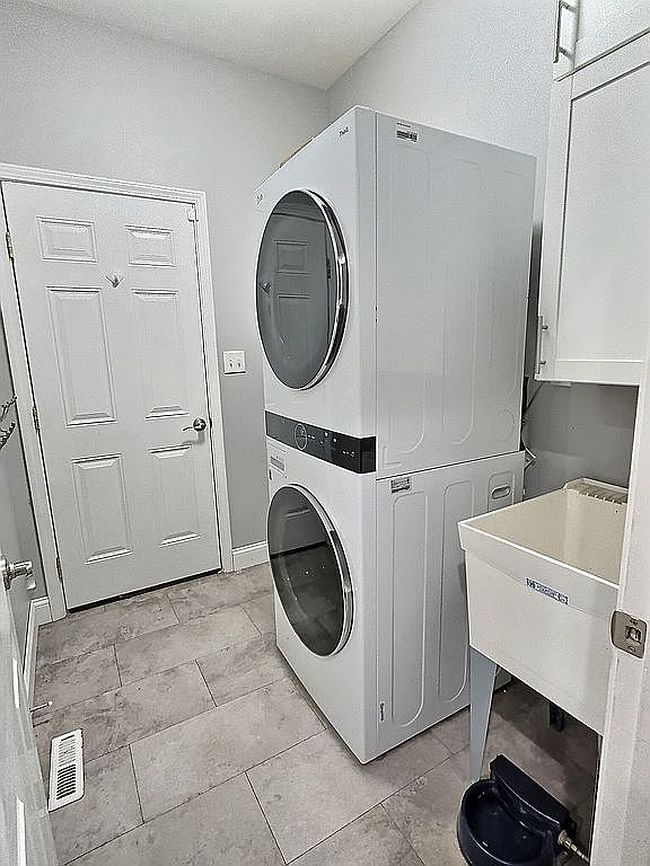 Image of 7202 Applewood Rd