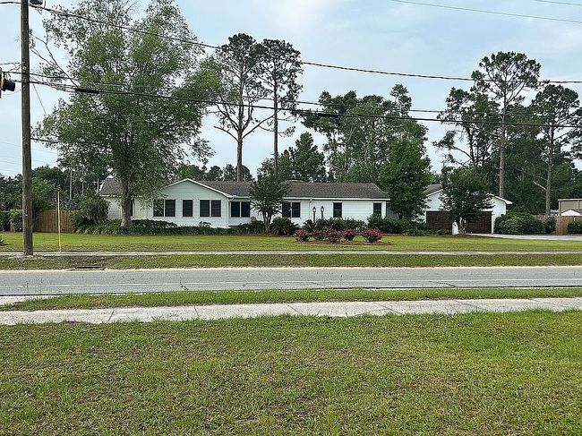 Image of 166 E 94th Hwy