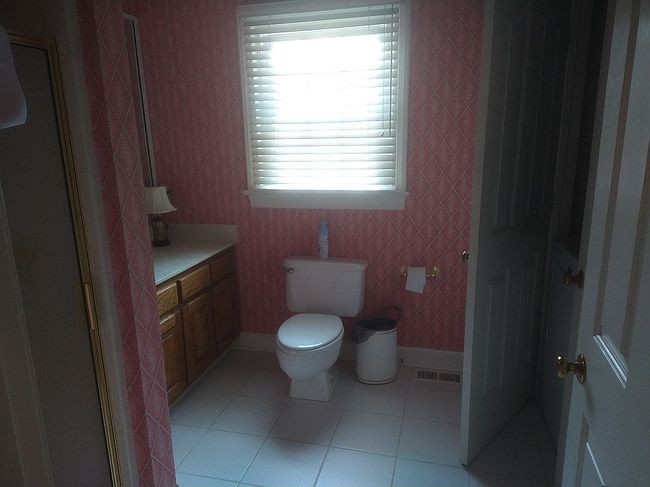 Photo of 1001 Nuthatch Ct, High Point, NC