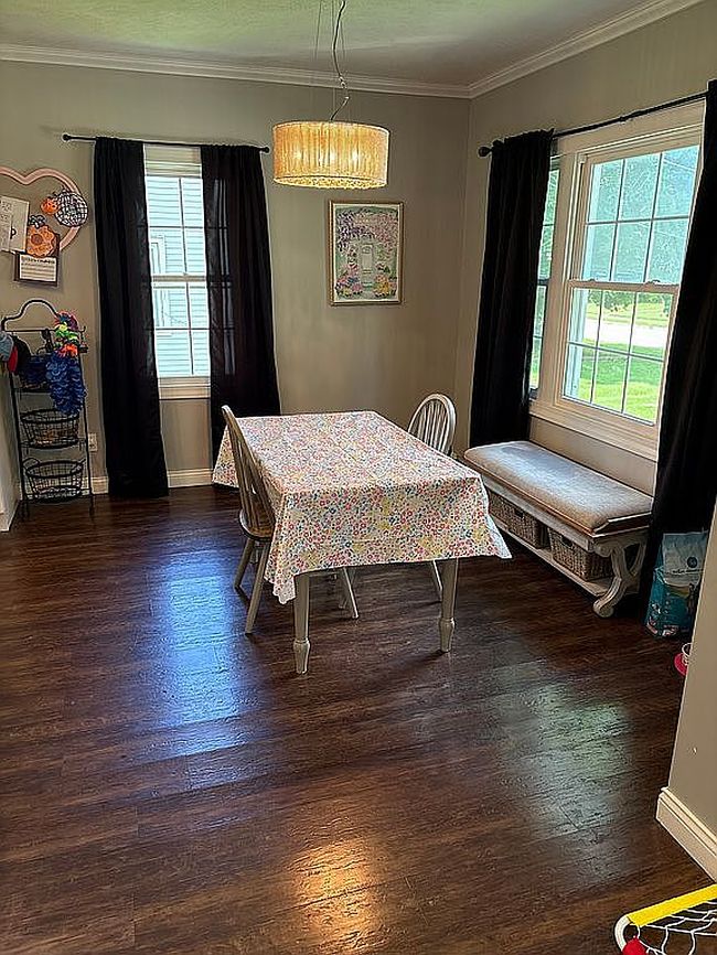 Photo of 401 W Grand Ave, Carterville, IL