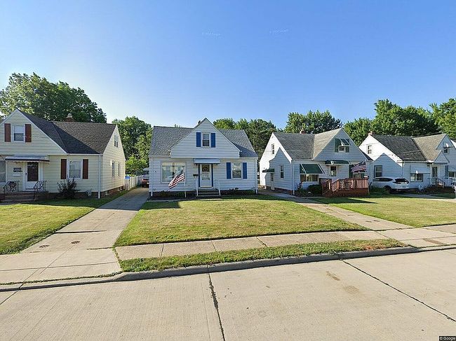 Photo of 29930 Elgin Rd, Wickliffe, OH