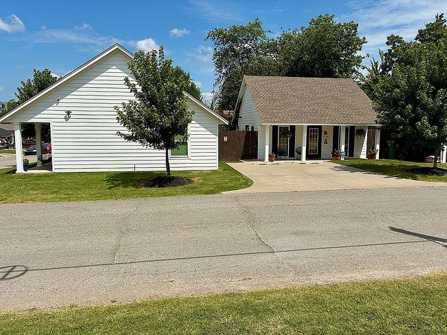 Photo of 3130 N Barnes Ave, Oklahoma City, OK