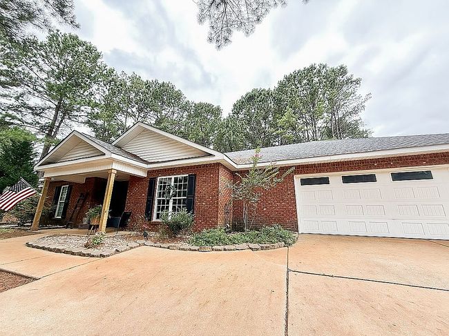 Photo of 321 Mountain Creek Dr