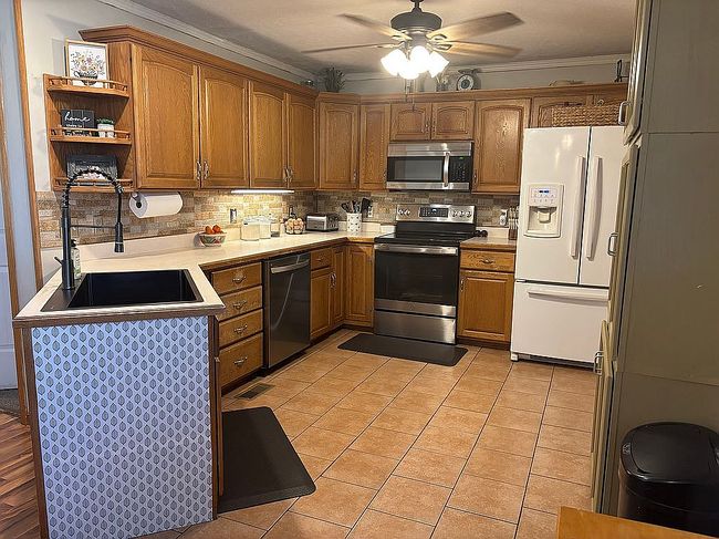 Photo of 312 Wickersham Dr, Mcpherson, KS