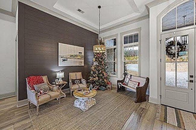 Image of 25 Shoreview Ln