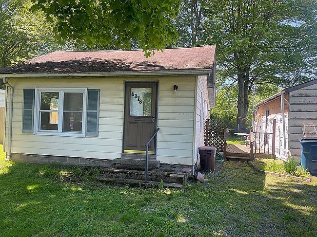 Additional photo 2 of property located at 6878 Schuyler Dr