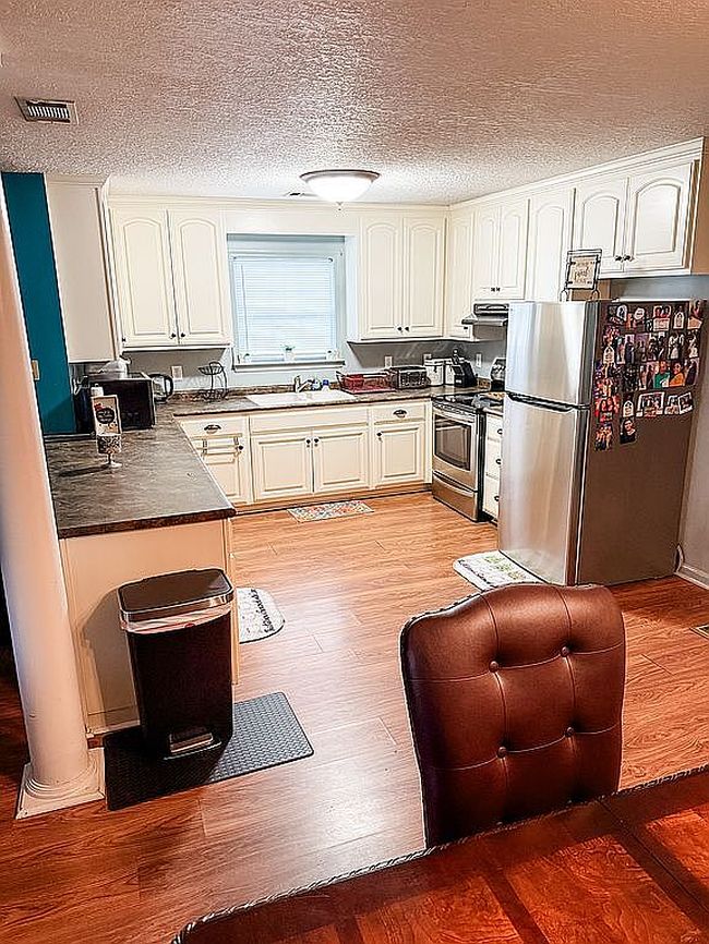 Photo of 317 S Terrell St, Metter, GA