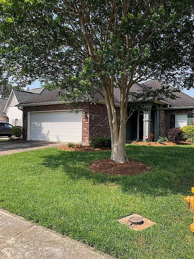 Image of 2242 Hunters Trail Dr