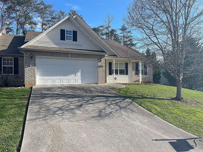 Image of 1530 Graybrook Ln