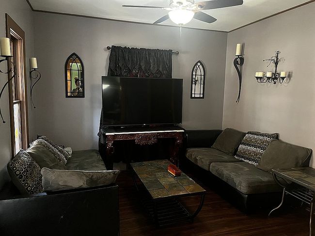 Additional photo 2 of property located at 903 K St