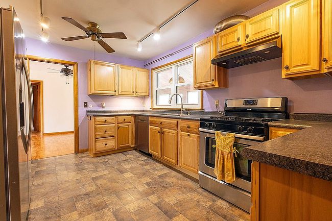 Image of 345 Shorehaven Dr