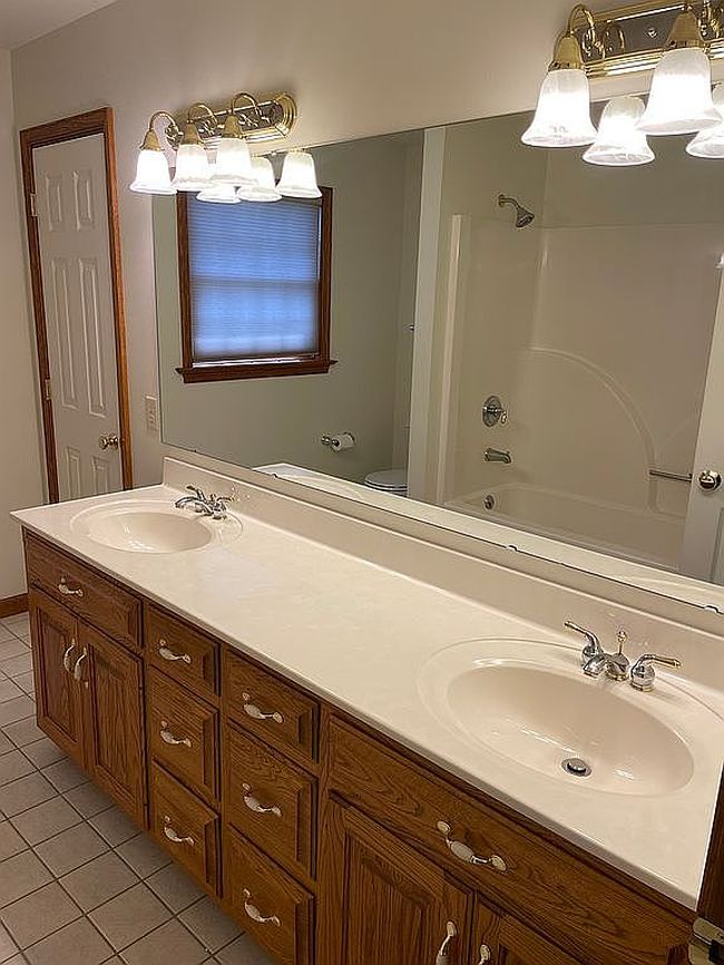 Photo of 771 Cresson Dr, Chambersburg, PA