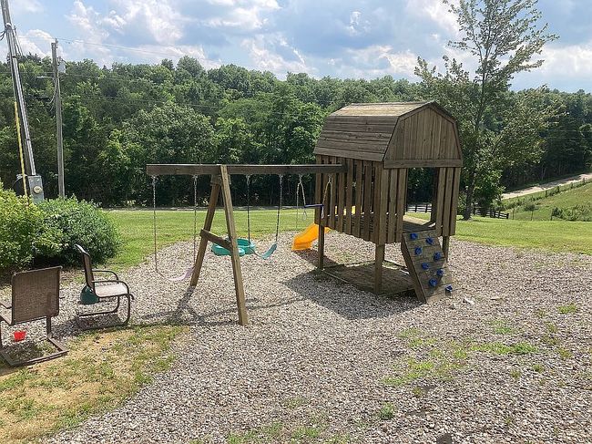 Photo of 1836 Pecks Ridge Tilton Rd, Flemingsburg, KY