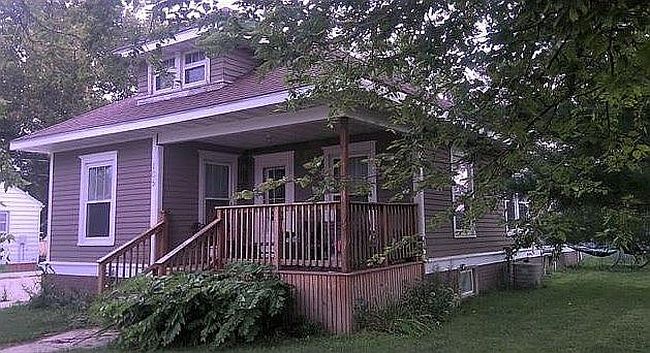 Photo of 105 N West St