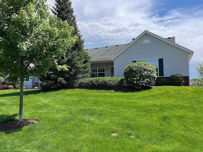 Image of 9337 Hickory Ridge Dr