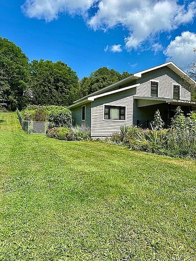 Photo of 471 E Main St, Oswayo, PA