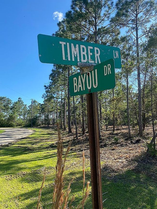 Photo of 134 Timber Ln, Carrabelle, FL