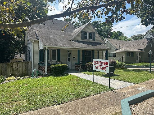 Photo of 806 Cynthia St, Poplar Bluff, MO