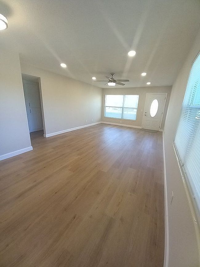 Photo of 2359 Finlandia Ln Apt 27, Clearwater, FL