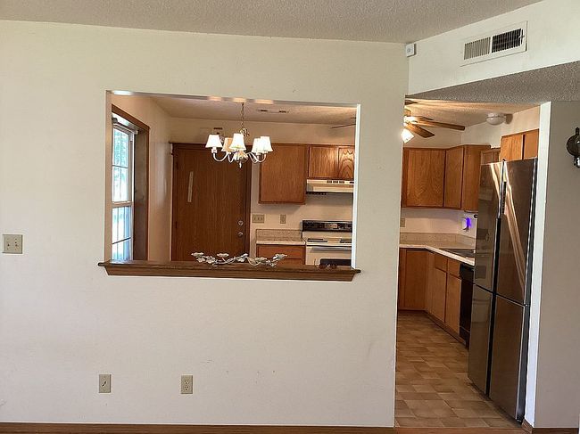 Photo of 701 Clarence St, Mountain View, AR