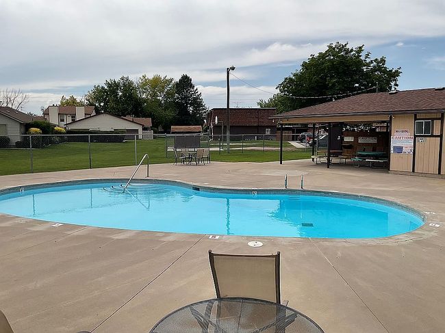 Additional photo 1 of property located at 621 Coachman Way