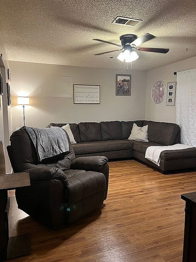 Image of 202 Sparkey Dr