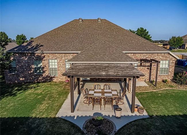 Photo of 2506 Sw Glenn Ridge Rd, Bentonville, AR